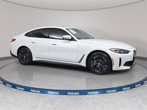 Used 2023 BMW i4 eDrive35 w/ Premium Package image 4