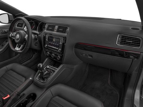 Used 2016 Volkswagen Jetta GLI SE FWD image 15