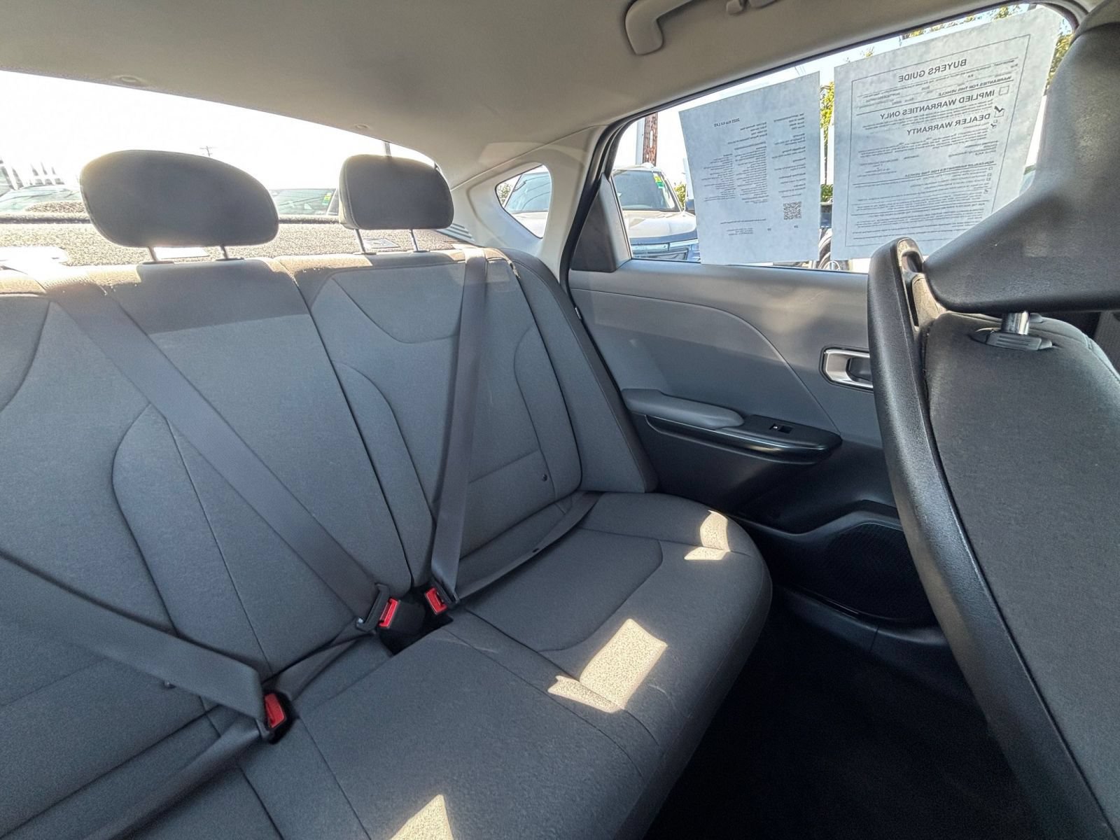 Used 2025 Kia K4 FWD image 36