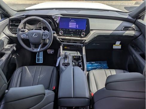 New 2026 Lexus TX 500h AWD image 19