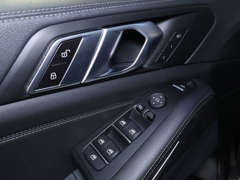 Used 2019 BMW X5 xDrive40i w/ Premium Package 2 image 14