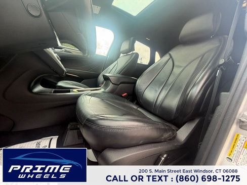 Used 2017 Lincoln MKC Reserve AWD/4WD image 10