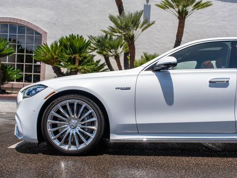 Used 2024 Mercedes-Benz S 63 AMG S image 4