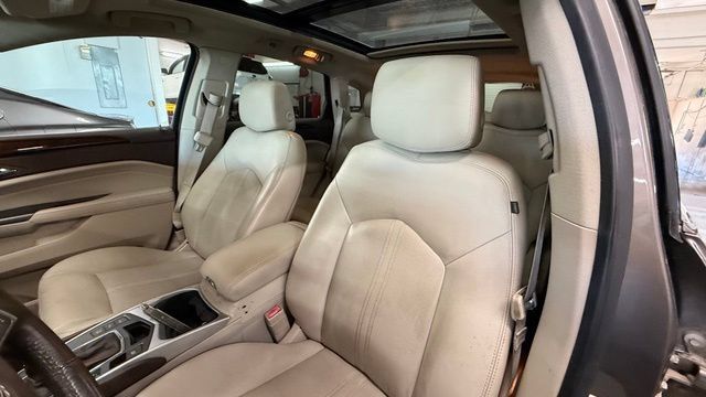 Used 2012 Cadillac SRX Performance FWD image 18