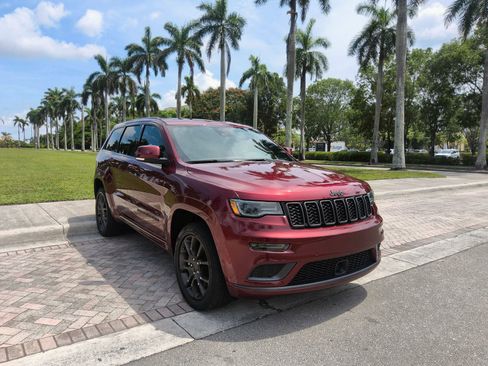 Used 2020 Jeep Grand Cherokee High Altitude AWD/4WD image 1