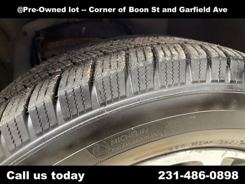 Used 2015 Lincoln Navigator 4WD image 12