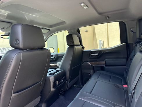 Used 2019 Chevrolet Silverado 1500 LT Trail Boss AWD/4WD image 10
