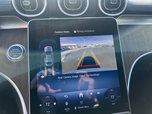 Used 2025 Mercedes-Benz C 300 Sedan image 25