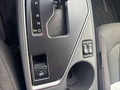 Used 2024 Subaru Crosstrek 2.0i Premium image 27