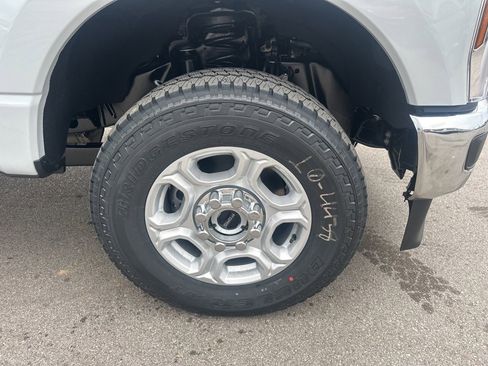 New 2026 Ford F250 XLT w/ XLT Premium Package image 10