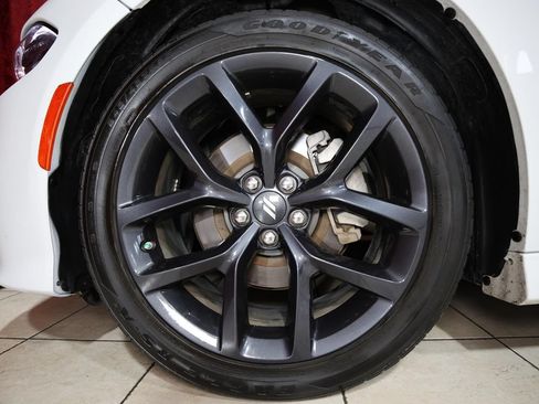 Used 2022 Dodge Charger GT RWD image 7