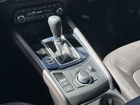 Used 2025 MAZDA CX-5 Signature image 17
