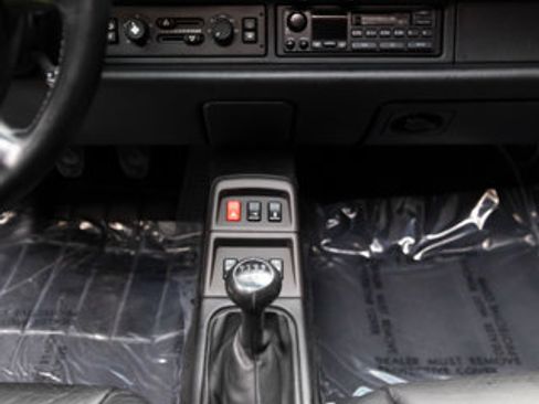 Used 1995 Porsche 911 Carrera RWD image 70