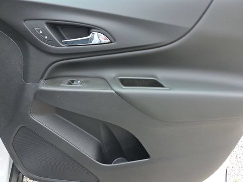 Used 2021 Chevrolet Equinox LT AWD/4WD image 21