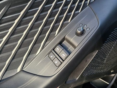 Used 2025 Dodge Charger R/T w/ Quick Order Package 25M R/T image 27