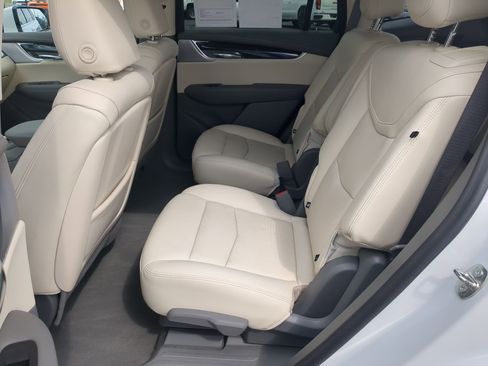 Certified 2023 Cadillac XT6 Premium Luxury w/ Technology Package AWD/4WD image 24