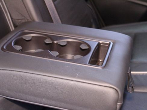 Used 2021 Cadillac Escalade Sport image 17