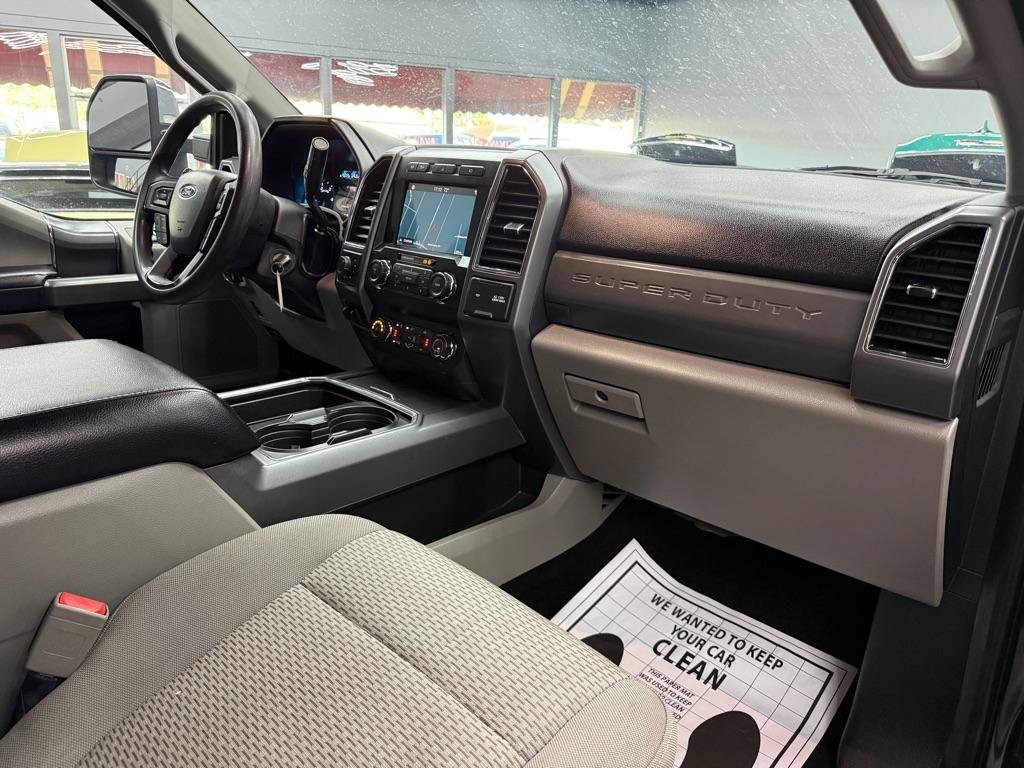 Used 2019 Ford F350 XLT w/ XLT Premium Package AWD/4WD image 9