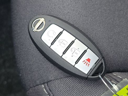 New 2026 Nissan Frontier SV w/ SV Convenience Package image 19