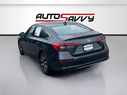 Used 2022 Honda Civic EX image 5