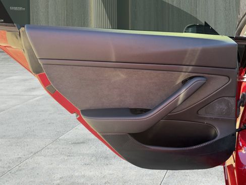 Used 2019 Tesla Model 3 Standard Range Plus image 55