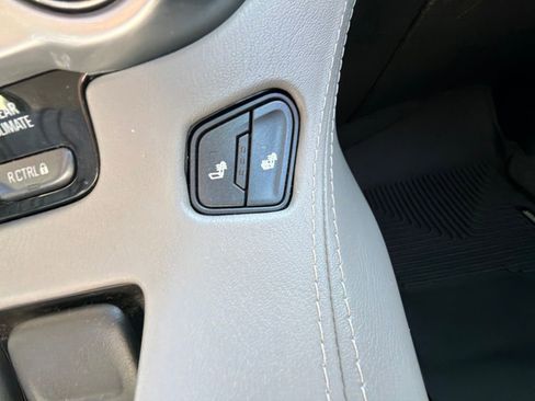 Used 2018 Chevrolet Tahoe LT w/ LT Signature Package AWD/4WD image 25