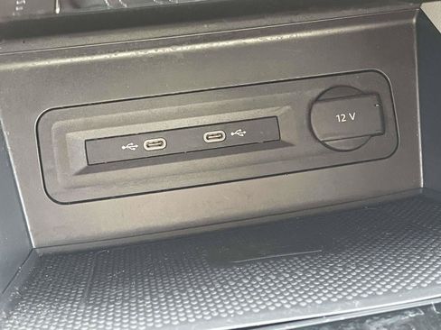 Certified 2023 Volkswagen Atlas SE FWD image 29