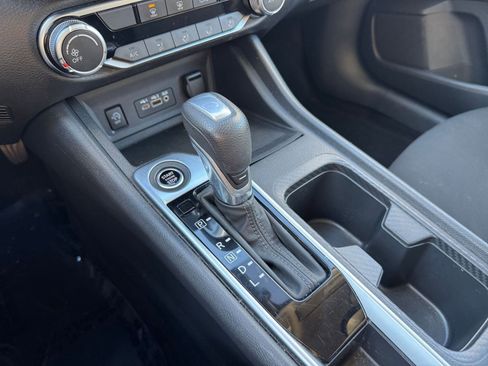 Used 2024 Nissan Sentra SV image 36