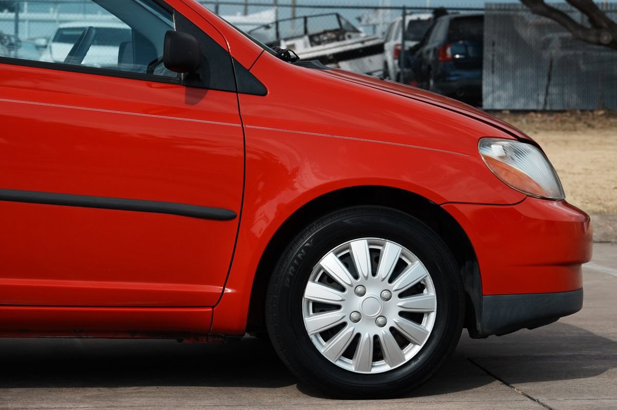 Used 2001 Toyota Echo Sedan FWD image 29