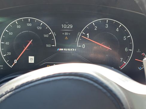 Used 2019 BMW M550i xDrive AWD/4WD image 12