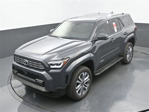 New 2025 Toyota 4Runner Limited image 32