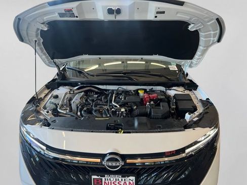 New 2026 Nissan Sentra SR w/ SR Premium Package FWD image 19