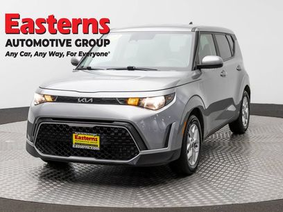 Used 2023 Kia Soul LX w/ Option Group 015