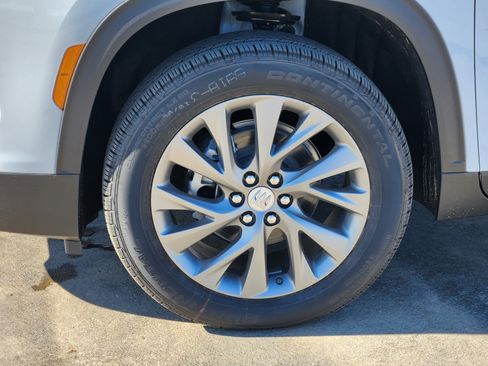 New 2026 Buick Enclave Preferred w/ Power Package image 8