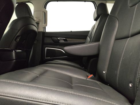 Used 2022 Kia Telluride EX w/ EX Premium Package FWD image 18