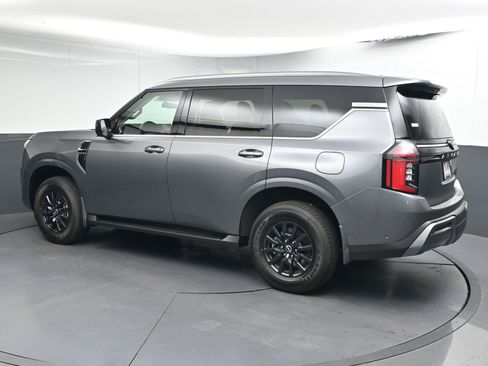 New 2025 Nissan Armada SV image 5