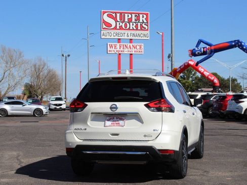 Used 2020 Nissan Rogue SV w/ Premium Package FWD image 5