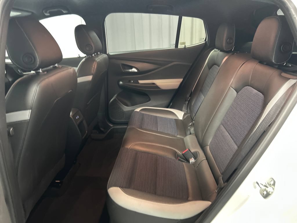 Used 2025 Buick Envista Preferred FWD image 21