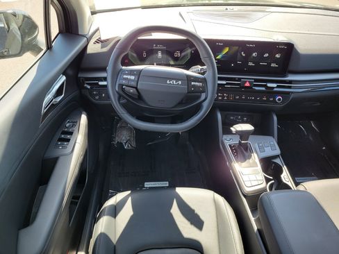 Used 2026 Kia Sportage EX w/ EX Panorama Roof Package FWD image 11