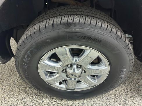 Used 2014 Ford F150 XLT w/ XLT Chrome Package image 15