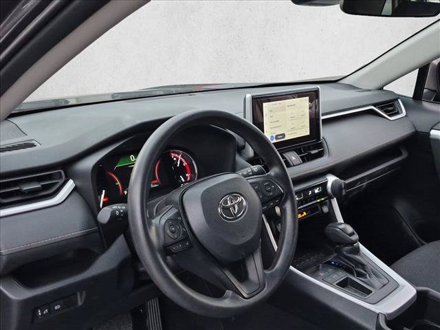 Used 2024 Toyota RAV4 LE FWD image 10