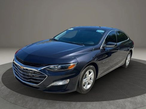 Used 2023 Chevrolet Malibu LT image 3