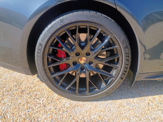 Used 2017 Porsche Panamera Turbo AWD/4WD image 18