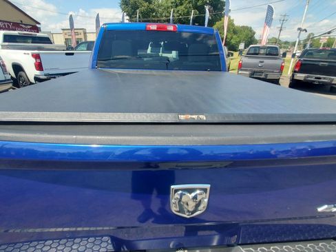 Used 2015 RAM 1500 Express image 23