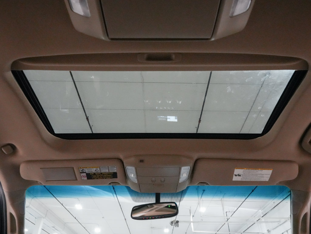 Used 2017 Toyota Sequoia Platinum RWD image 33
