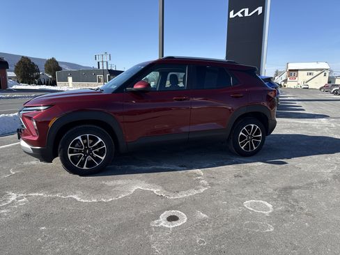 Used 2024 Chevrolet TrailBlazer LT image 7