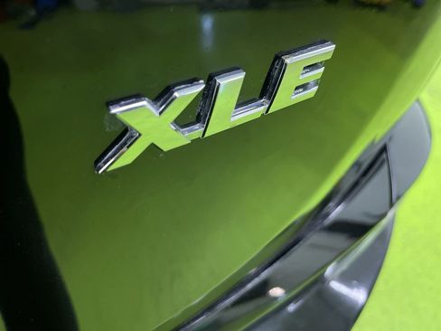 Used 2018 Toyota RAV4 XLE image 13