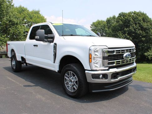 Used 2025 Ford F350 XLT AWD/4WD image 1