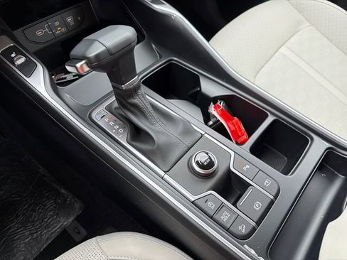 New 2026 Kia Sorento S w/ S Panoramic Sunroof Package FWD image 15