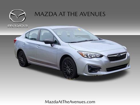 Used 2018 Subaru Impreza 2.0i image 3